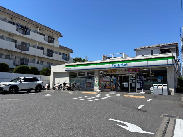 ファミリーマート板橋高島平七丁目店：331m