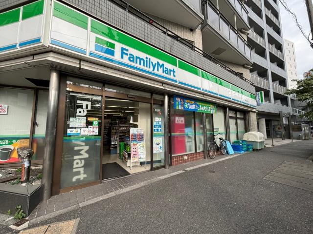 ファミリーマート海田宮西町店：133m