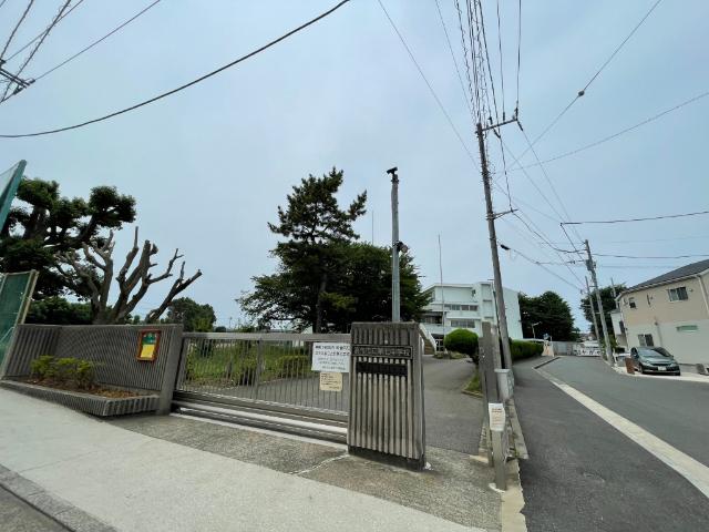 調布市立第七中学校：1836m