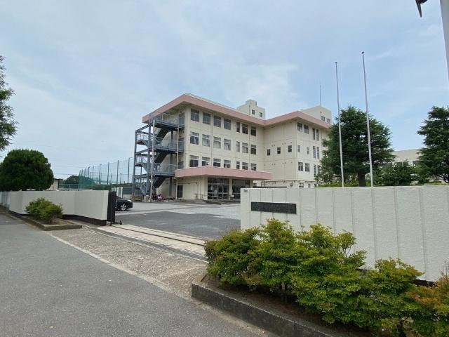 千葉県立浦安高校：1533m