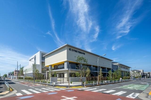 江戸川区立下鎌田小学校：918m
