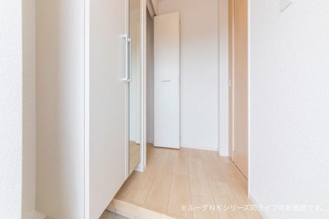 オリーブ（104） 玄関