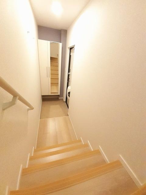 ライラック元山（204） 玄関