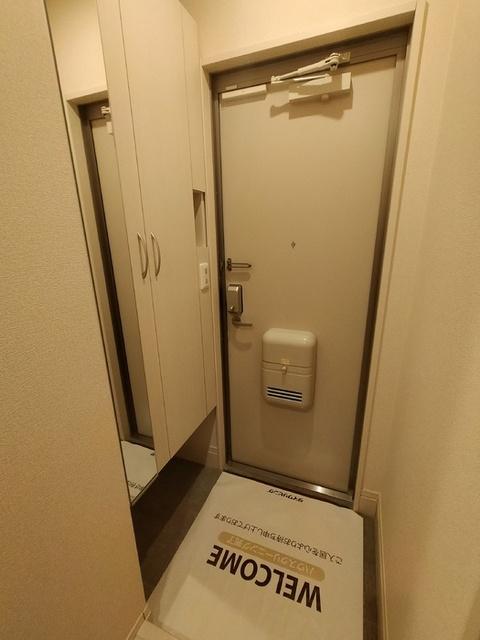 コンフォーレ　A棟（102） 玄関
