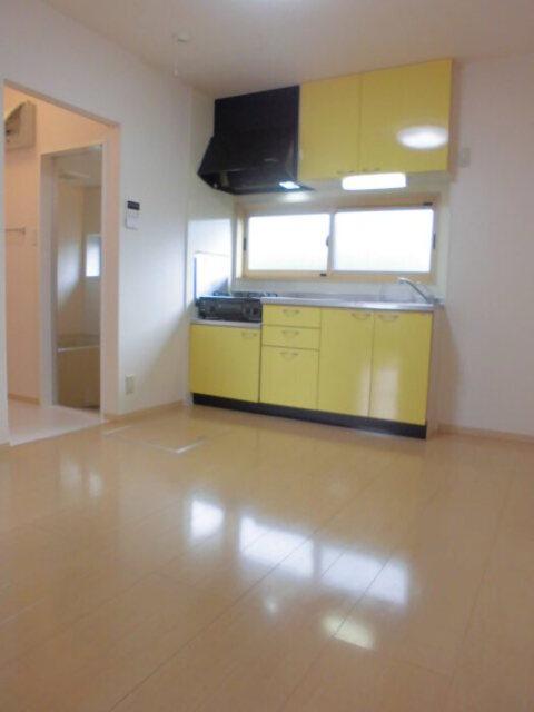 パル・ファミール（102） 部屋画像