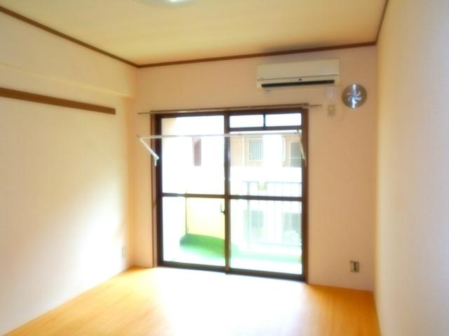 ティーワイパレス（204） 部屋画像