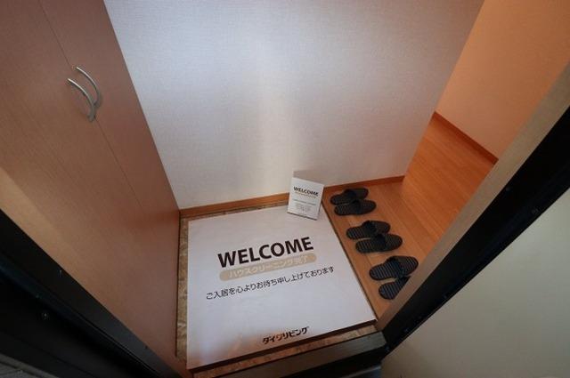 セジュール御堂の上　A（105） 玄関