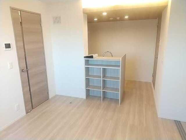 D-ROOM万願寺（301） リビング