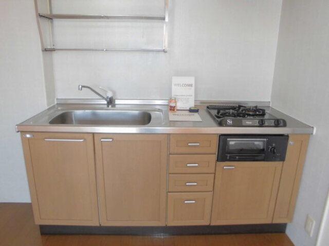 ロイヤルガーデンＭ　Ａ/Ｂ（B202） キッチン