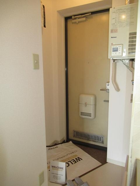 東亜ハーモニー蘇我（310） 玄関
