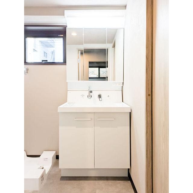 ＳＣＥＮＥ．Ｍｅｇｕｒｏ　Ｓａｕｎａ　Ｒｅｓｉｄｅｎｃｅ（B1F） 洗面