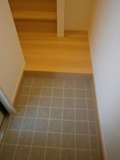 フェリスおおたかの森（203） 玄関