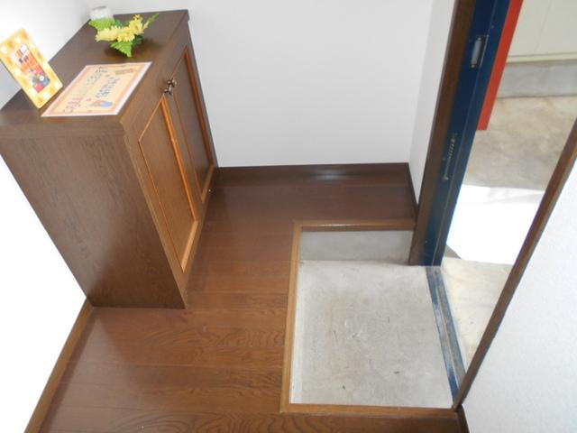 メゾン志藤　Ｂ（103） 玄関