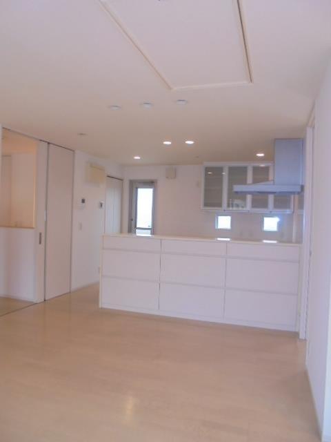 緑ケ丘戸建（1） リビング