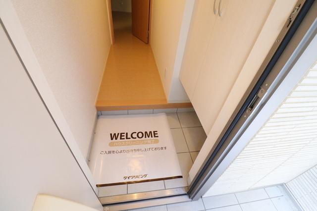 ウェールス多摩川（102） 玄関