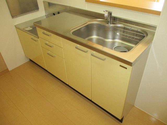 メープル　Ⅱ（101） キッチン