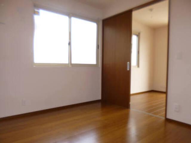 コリーヌ　B棟（102） 部屋画像