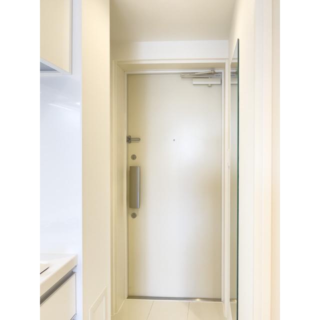 ＮＯＺＯＭＩＯ　ｐｒｅｍｉｅｒ三軒茶屋（403） 玄関