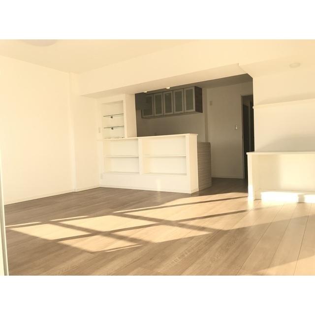 マンション雅叙苑１号棟（708） リビング