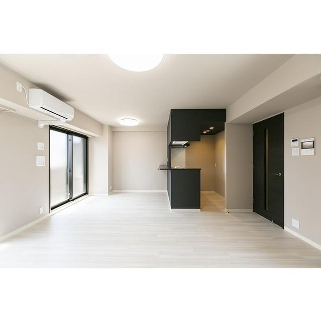 シェル中野弥生町（508） リビング