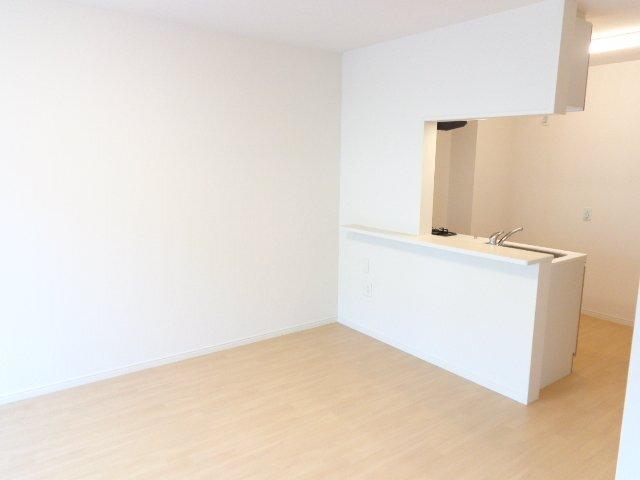 フローリッシュ・ガーデン 部屋画像