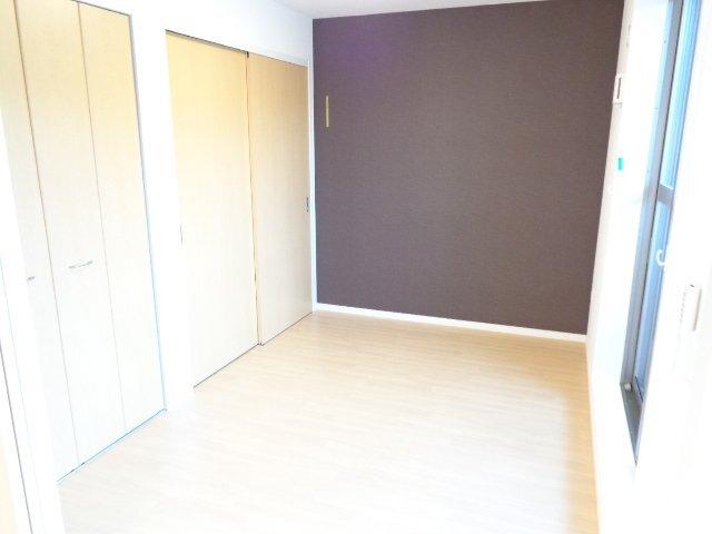フローリッシュ・ガーデン 部屋画像