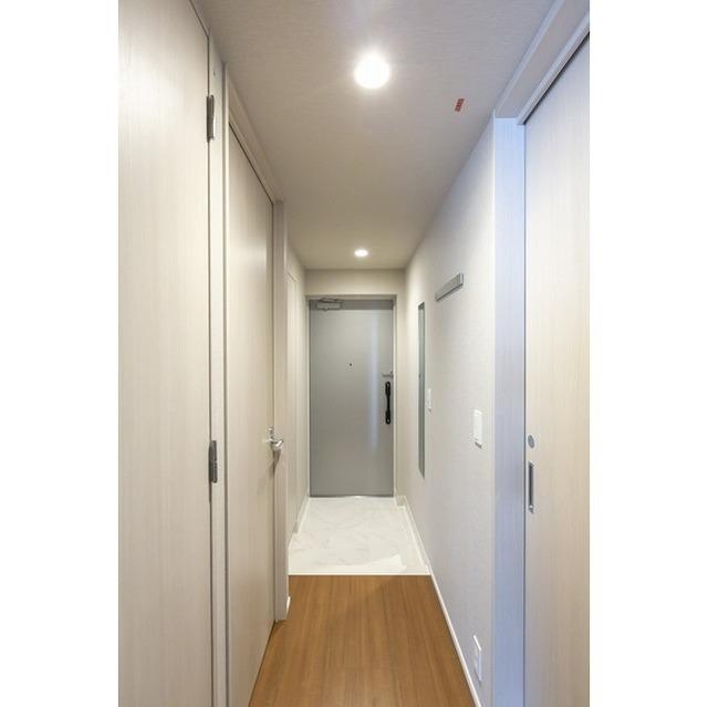 LIBR GRANT 西新宿EAST（1202） 玄関