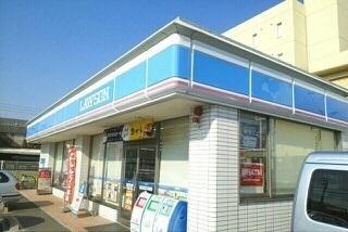 ローソン高松木太町六区店さん：300m