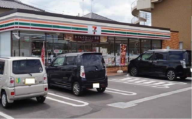 セブンイレブンさん：450m