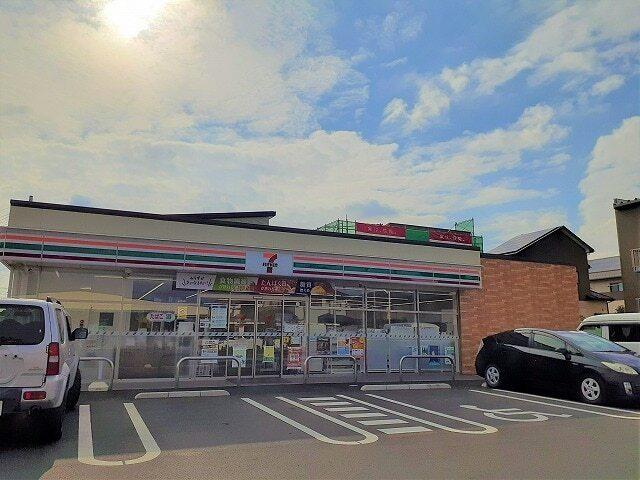 セブンイレブン 狭山北入曽店：650m