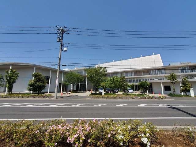 流山市立おおたかの森小学校：905m