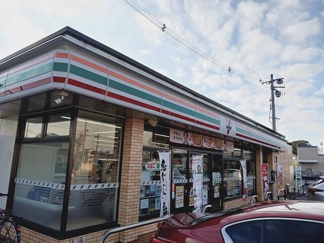 セブンイレブン高野山店：168m