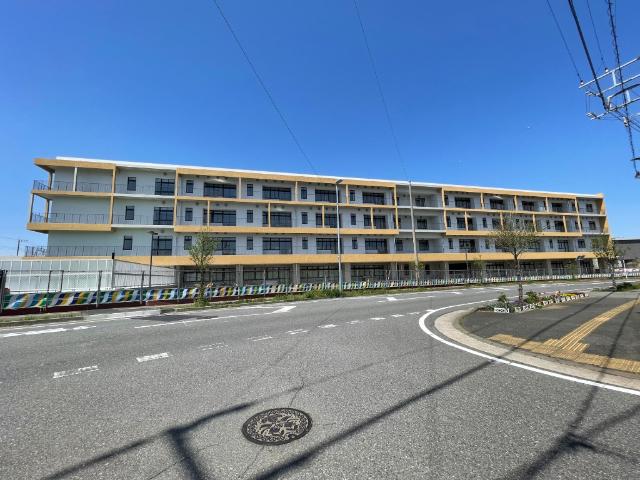 柏市立田中北小学校：571m