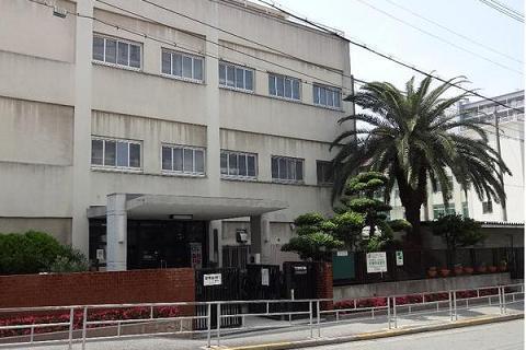 浦安市立堀江中学校：845m