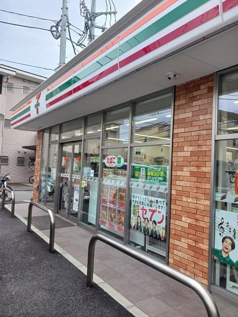 セブンイレブン北烏山九丁目店：700m