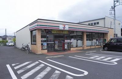 セブンイレブン柏花野井店：400m