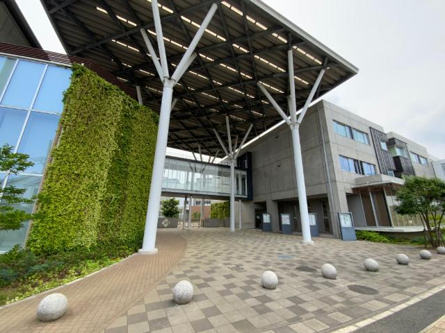 柏市立柏の葉中学校：2074m