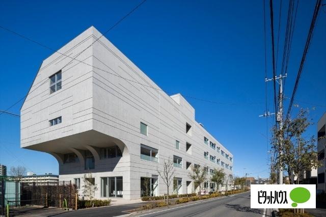 流山市立南流山地域図書館：184m