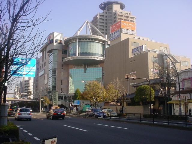 聖蹟桜ヶ丘オーパ：1378m