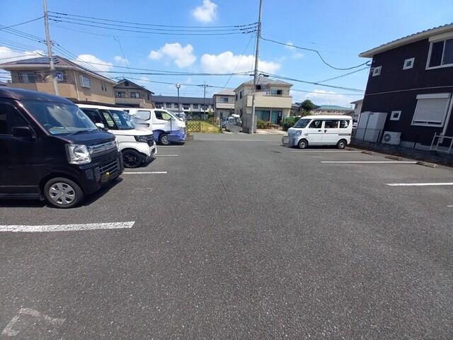 グランシエル（101） 駐車場