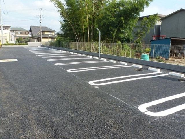 オランジュ　Ｂ（105） 駐車場