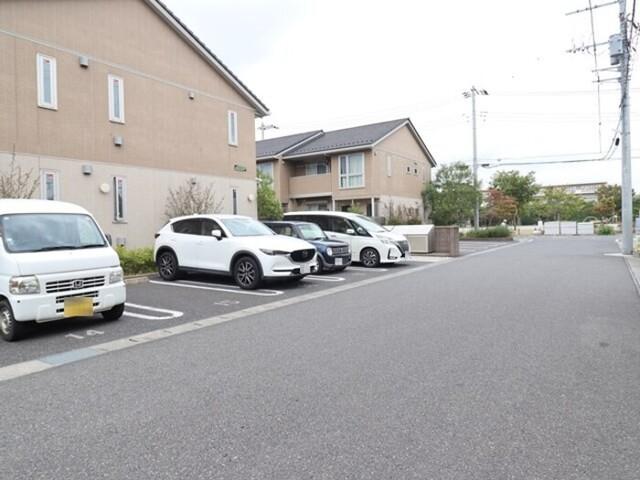 シエルツリー　Ⅲ（202） 駐車場
