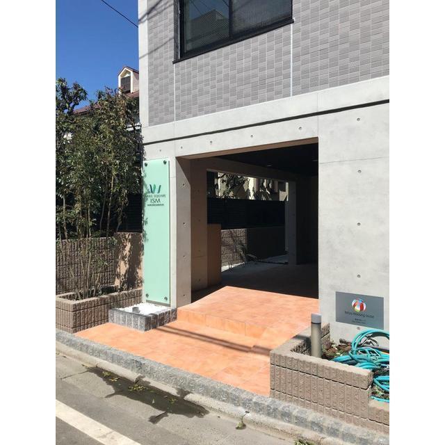 ウェルスクエアイズム中野坂上（303） エントランス