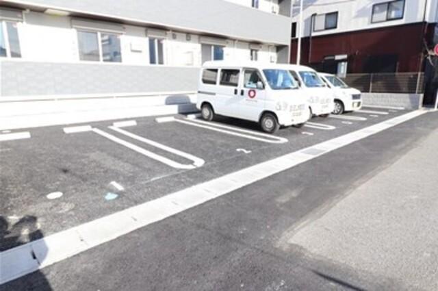 フォルトゥーナ南流山（101） 駐車場