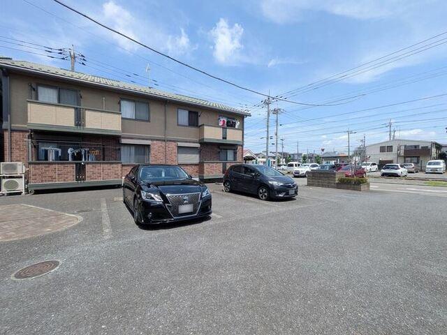 ウール クロッシェ　Ａ/Ｂ/Ｃ（B101） 駐車場