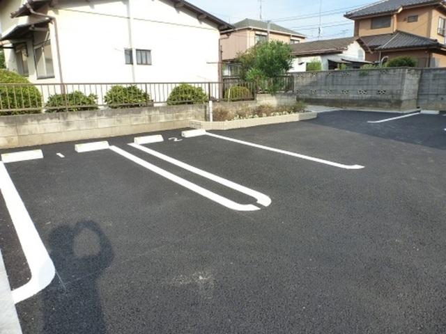 フィーユ　リッコ（102） 駐車場