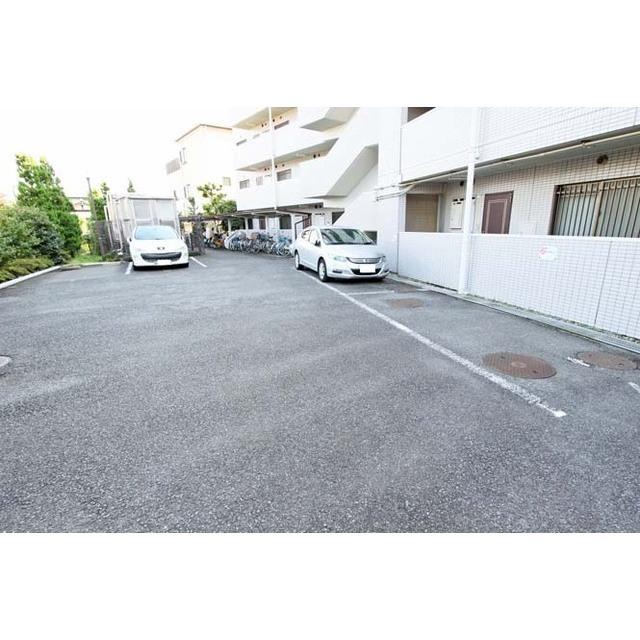 ウィステリア二子玉川（0503） 駐車場