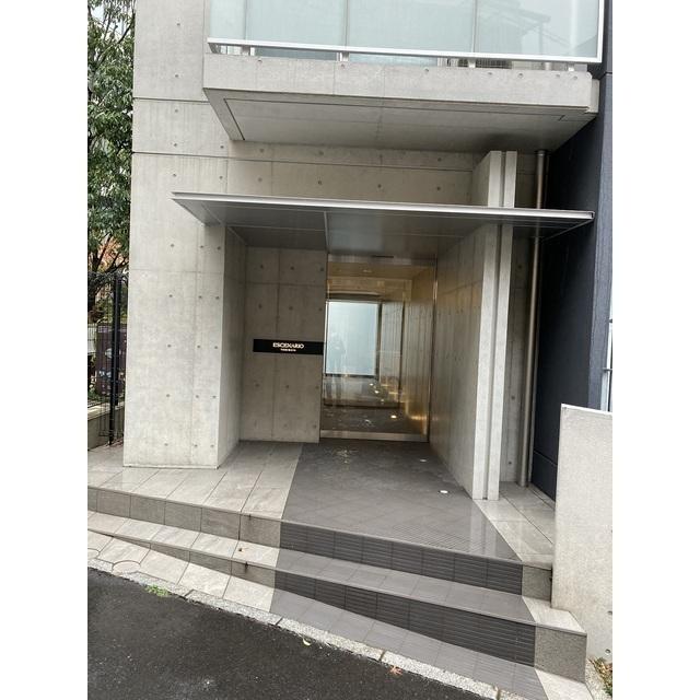 Ｌａ　Ｄｏｕｃｅｕｒ富ヶ谷（503） エントランス