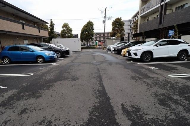 フェリス　コート（1106） 駐車場