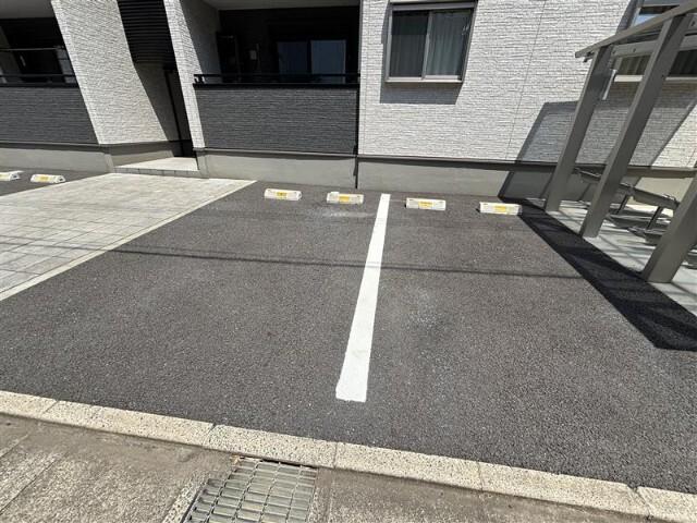 Ｂｅａｒｓ村上（0105） 駐車場